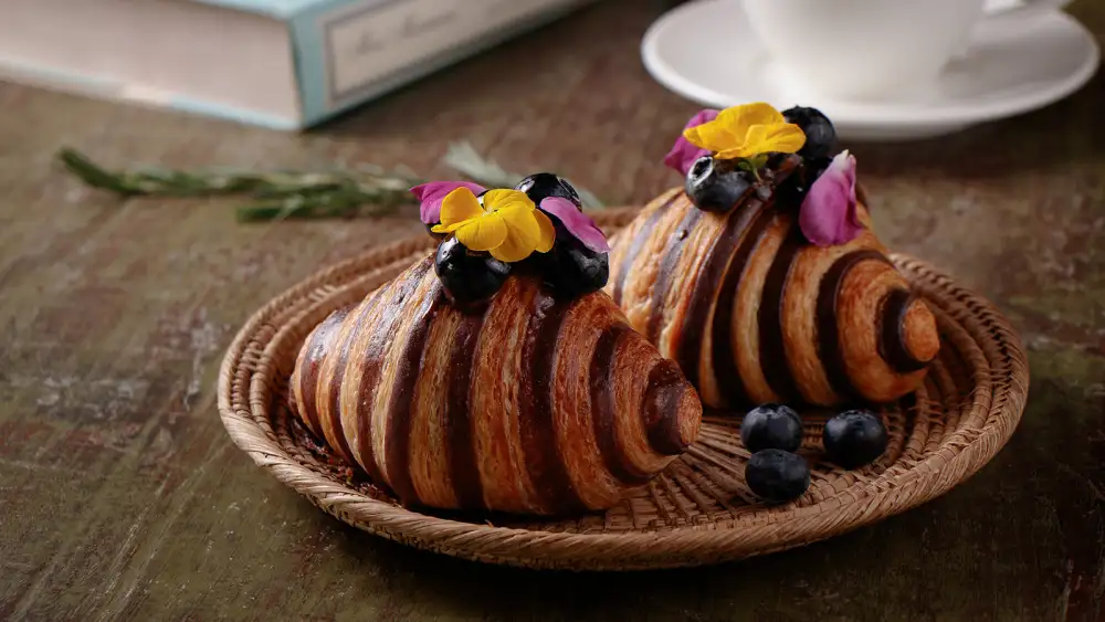 เมนูขนมอบจากนักปรุงแต่งและเสกสรรค์ขนมเลิศรสในเชียงใหม่ (CHIANG MAI WHISKERS)