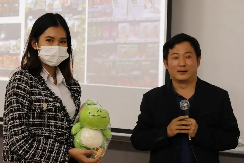 SBS SPU เรียนกับตัวจริงประสบการณ์จริง! เจาะลึกโอกาสการค้ายุคดิจิทัลในตลาดต่างประเทศ (The Series) เรียนรู้