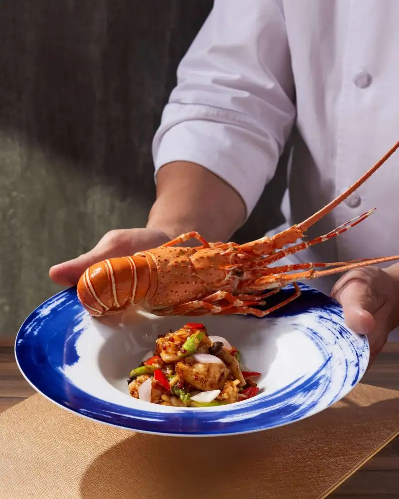 Mei Jiang at The Peninsula Bangkok Welcomes a New Chinese Executive Chef and Unveils a Delectable New Menu