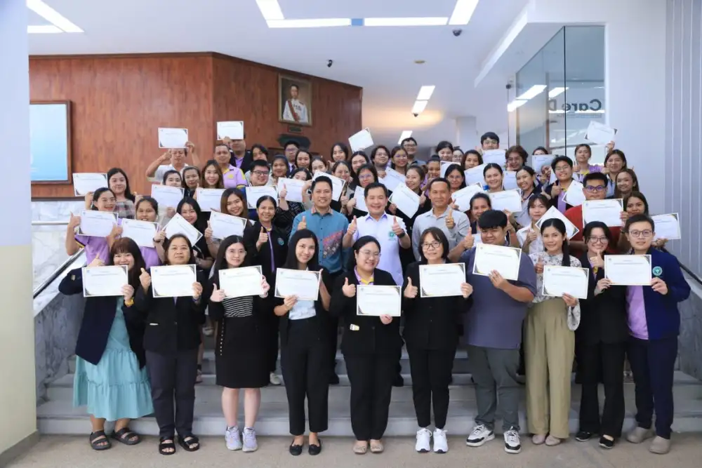 กรมอนามัย มอบใบประกาศฯ ผู้ผ่านการฝึกอบรมสารบรรณ