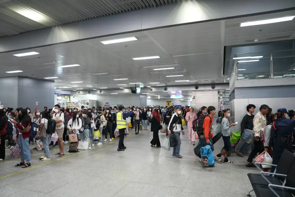 รฟท.เผยวันแรกสงกรานต์เดินทางกลับบ้านกว่า 9.1 หมื่นคน เตรียมสำรองขบวนรถเสริม 5 ขบวน