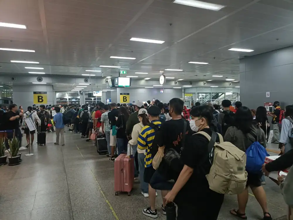 ยอดผู้โดยสารระบบรางช่วงสงกรานต์วันที่สอง 1.02 ล้านคน-เที่ยว ต่ำกว่าคาด 14.75%