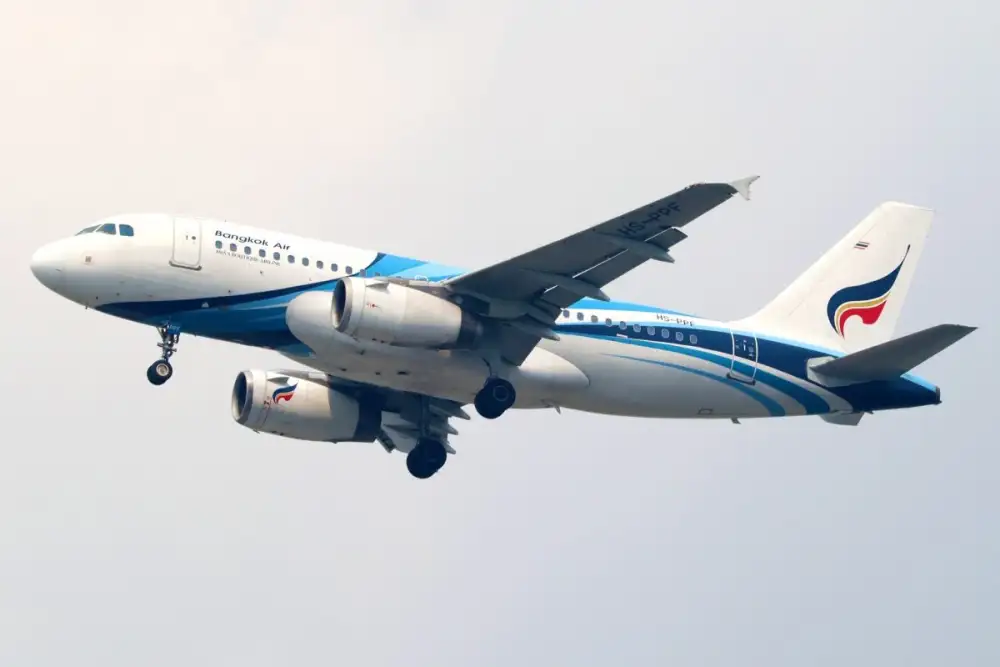 บางกอกแอร์เวย์ส เอาใจวัยเก๋า 60+ มอบดีลสุดคุ้ม 2 ต่อ บินสบายกับเส้นทางภายในประเทศ