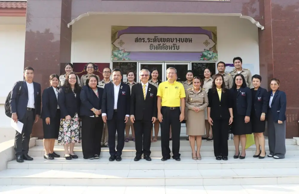 สมศ. ผนึก สกร. ร่วมประเมินนำร่องตัวชี้วัดประกันคุณภาพภายนอกเขตบางบอน