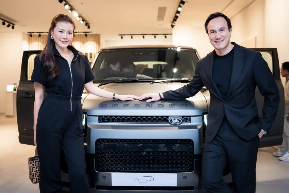 แลนด์โรเวอร์ฉลองเปิดโชว์รูมโฉมใหม่ ชวนลูกค้าสัมผัสประสบการณ์หรูกับโชว์รูมแนวบูติกแห่งแรกในเอเชียตะวันออกเฉียงใต้ ณ สยามพารากอน