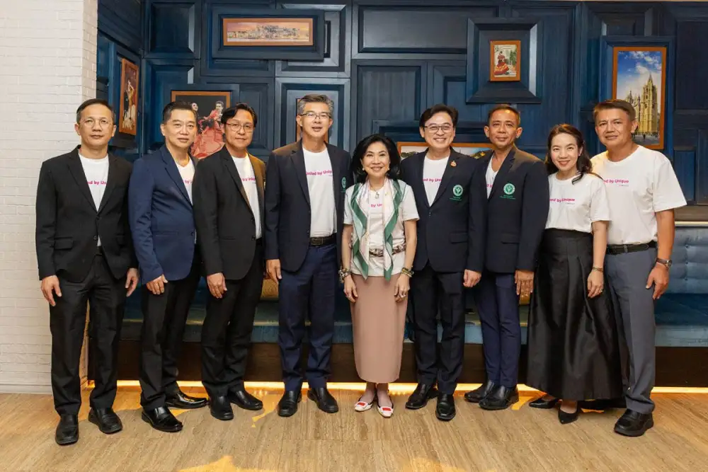 ให้การต้อนรับคณะกระทรวงสาธารณสุข