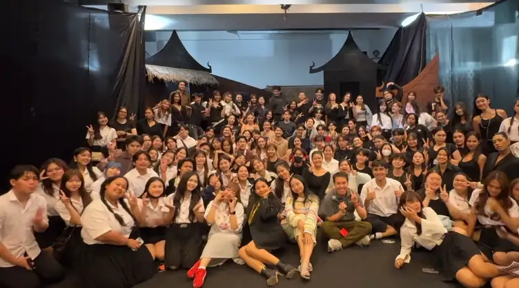 เด็กสื่อสารการแสดง SPU เปิดม่านละครเวที